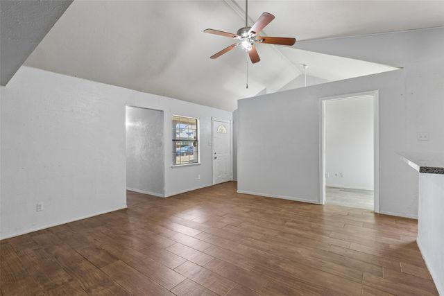6051 Dooley Drive, The Colony, TX 75056