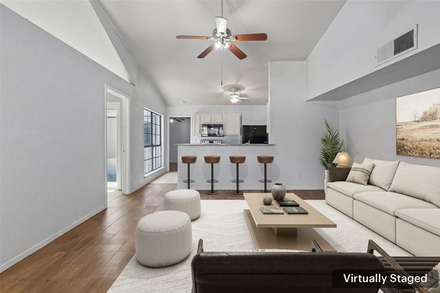 6051 Dooley Drive, The Colony, TX 75056