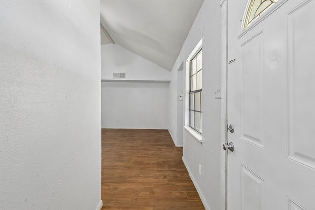 6051 Dooley Drive, The Colony, TX 75056