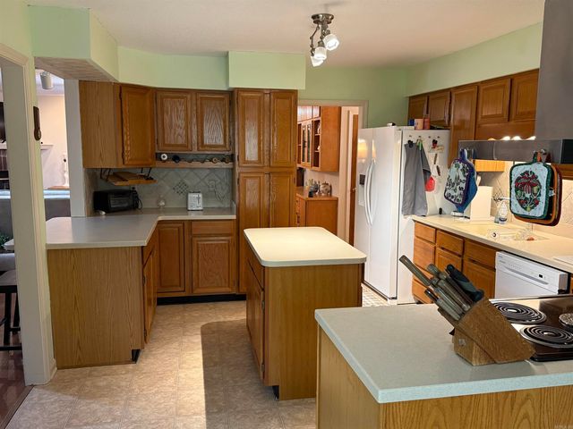 115 Castle View Drive, Fairfield Bay, AR 72088