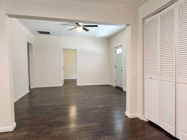 2545 Metropolitan Avenue, Dallas, TX 75215