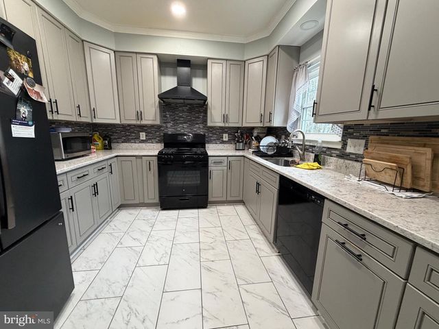 13151 OPAL LN, Woodbridge, VA 22193