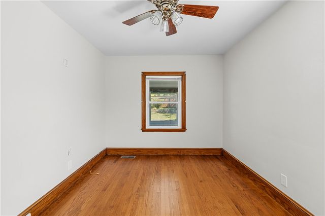 118 Summit Avenue, West Warwick, RI 02893