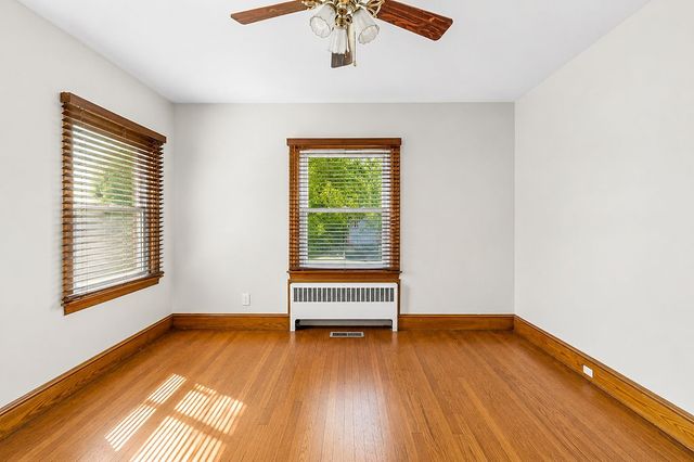 118 Summit Avenue, West Warwick, RI 02893