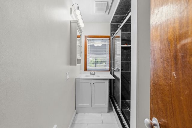 118 Summit Avenue, West Warwick, RI 02893