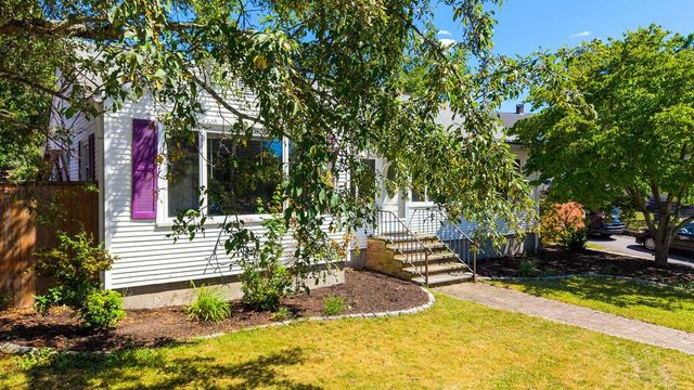 118 Summit Avenue, West Warwick, RI 02893