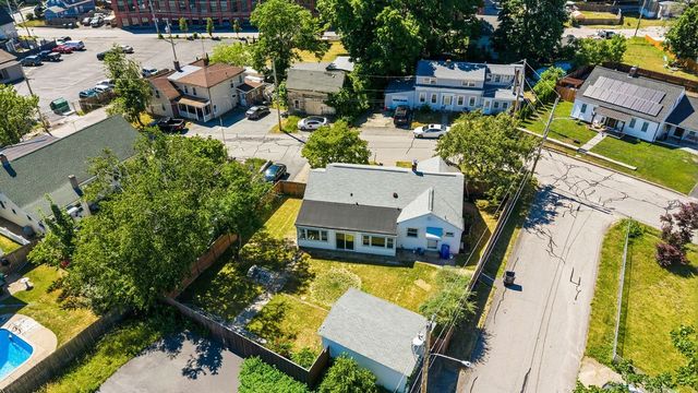 118 Summit Avenue, West Warwick, RI 02893