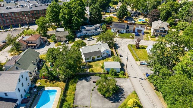 118 Summit Avenue, West Warwick, RI 02893
