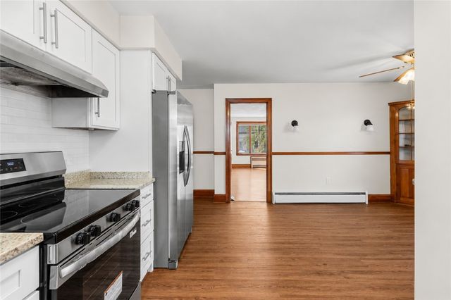 118 Summit Avenue, West Warwick, RI 02893