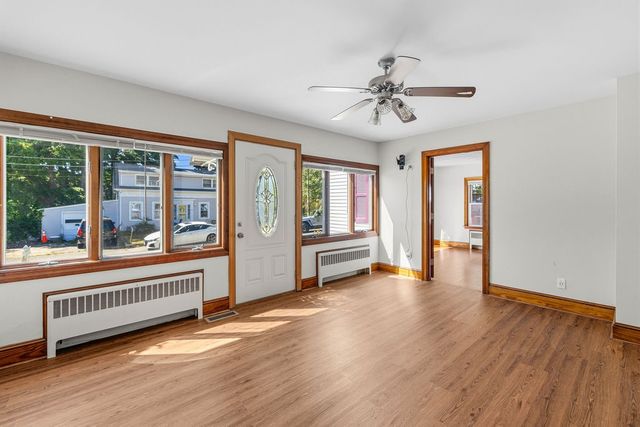 118 Summit Avenue, West Warwick, RI 02893