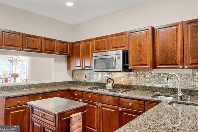 5364 BROOKE RIDGE Drive, Atlanta, GA 30338
