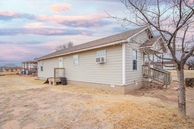1355 S 3rd Street, Slaton, TX 79364