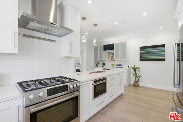 4532 Farmdale Avenue, Studio City, CA 91602