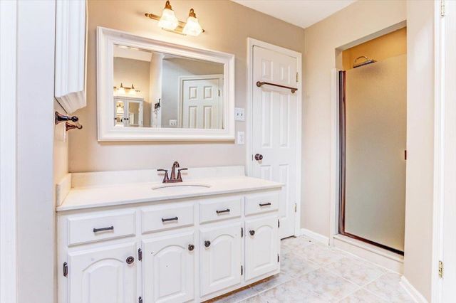 10605 CAMBROOKE CV, Collierville, TN 38017