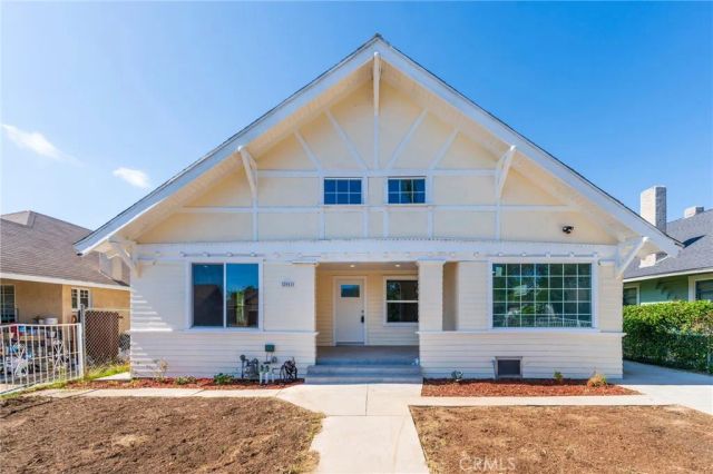 2041 W 29th Place, Los Angeles, CA 90018