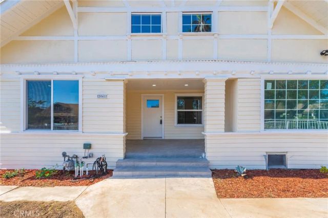 2041 W 29th Place, Los Angeles, CA 90018