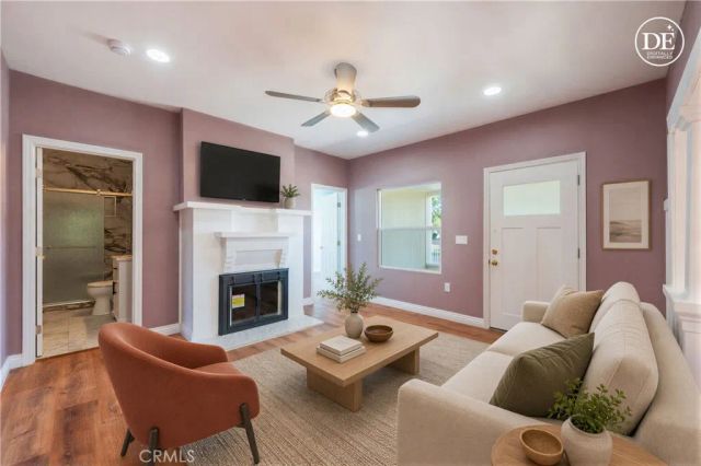 2041 W 29th Place, Los Angeles, CA 90018