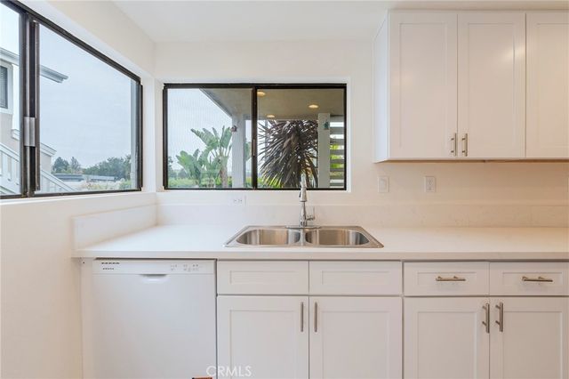 263 Tarocco, Irvine, CA 92618