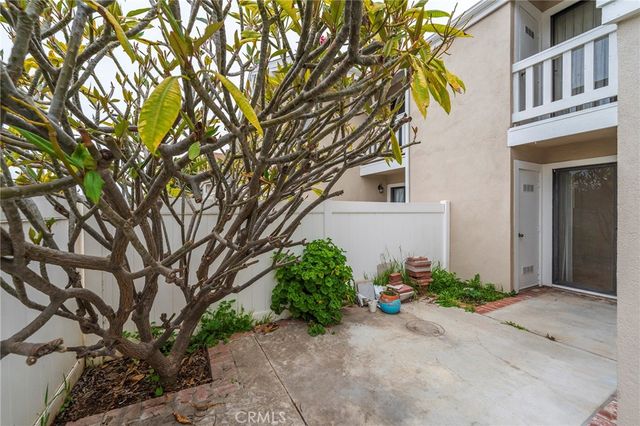 263 Tarocco, Irvine, CA 92618