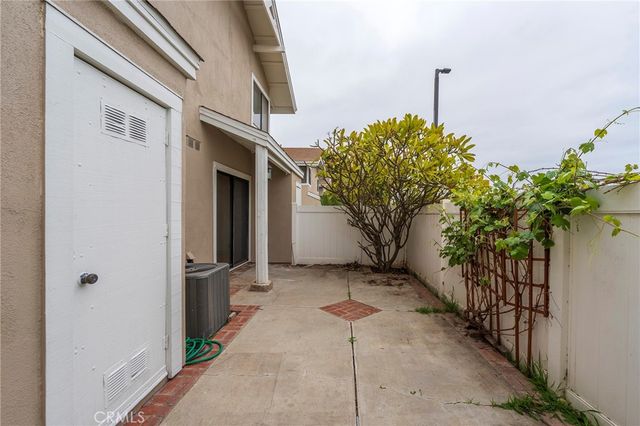 263 Tarocco, Irvine, CA 92618