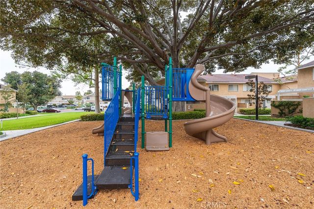 263 Tarocco, Irvine, CA 92618