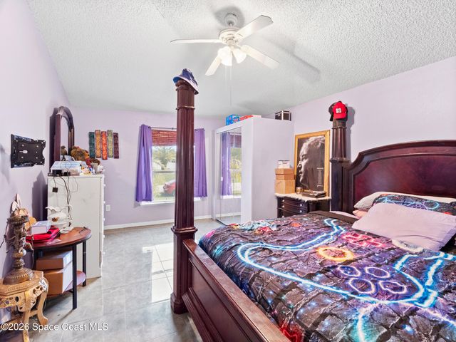 1299 Danforth Street SW, Palm Bay, FL 32908