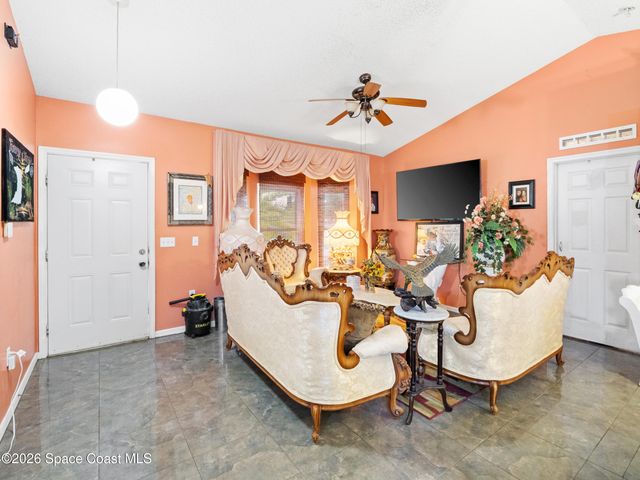 1299 Danforth Street SW, Palm Bay, FL 32908