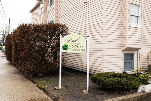 95 Park Place 201, Pawtucket, RI 02860