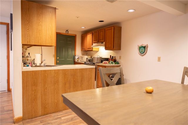 95 Park Place 201, Pawtucket, RI 02860