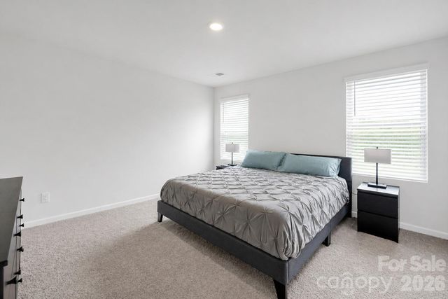 1021 Plumcrest Drive, Charlotte, NC 28216