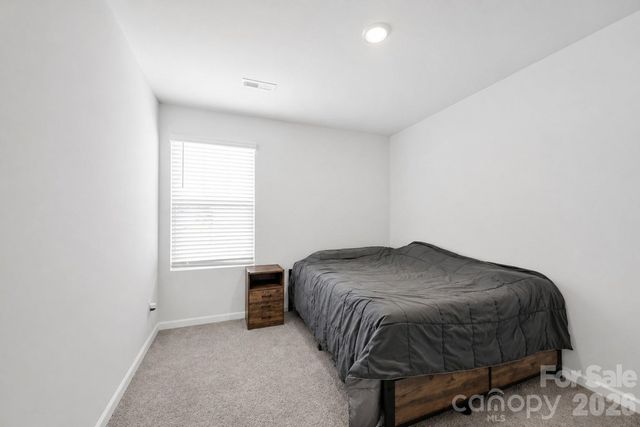 1021 Plumcrest Drive, Charlotte, NC 28216