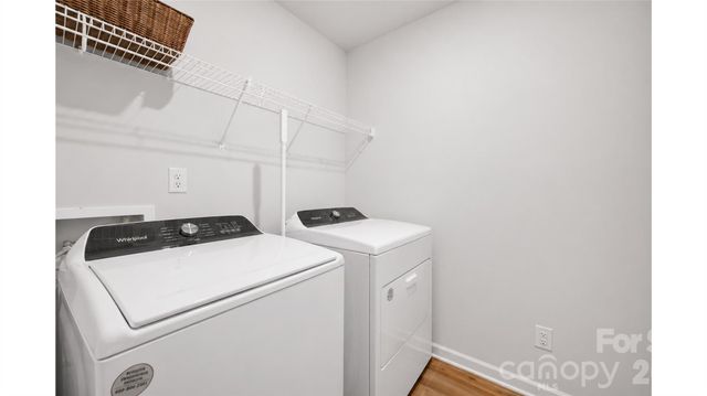 1021 Plumcrest Drive, Charlotte, NC 28216