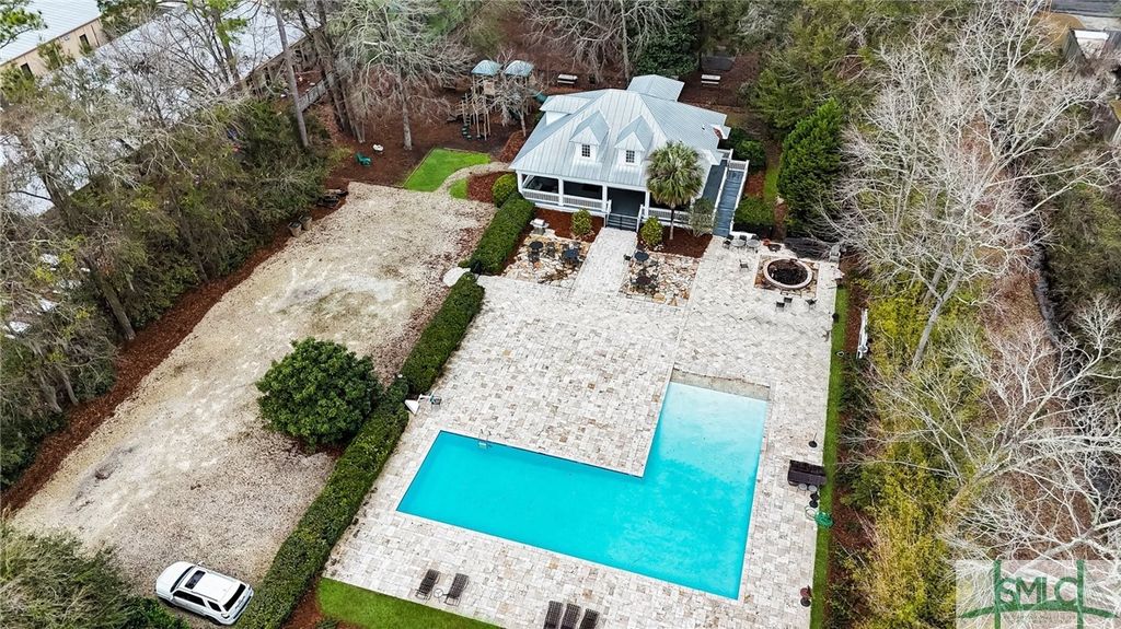 Image 6 of property listing at 106 Carolines Retreat, Savannah, GA 31406