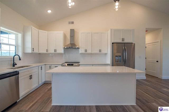 237 Sangria Ct, Vine Grove, KY 40175