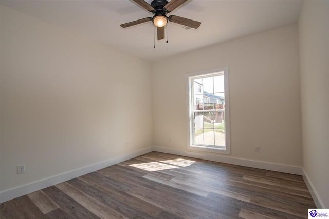 237 Sangria Ct, Vine Grove, KY 40175