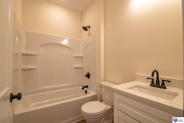 237 Sangria Ct, Vine Grove, KY 40175