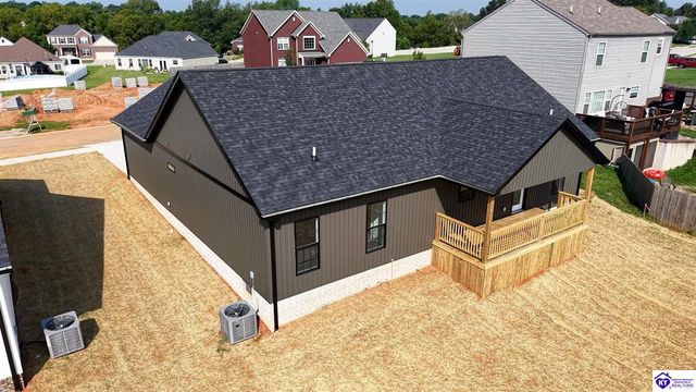 237 Sangria Ct, Vine Grove, KY 40175