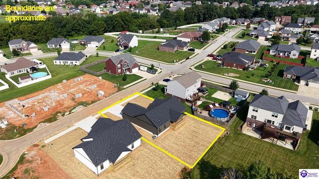 237 Sangria Ct, Vine Grove, KY 40175