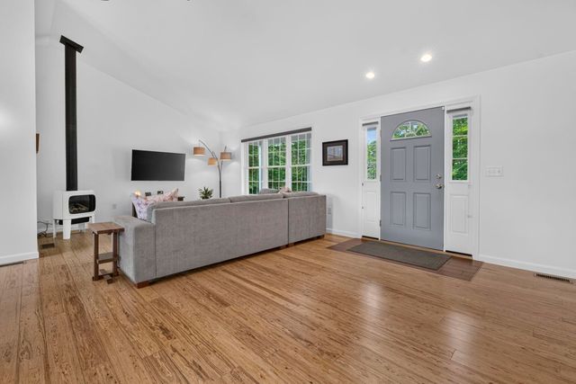 85 Loverin Hill Road, Salisbury, NH 03268