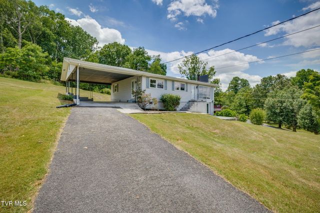 336 Cedar Street, Bluff City, TN 37618
