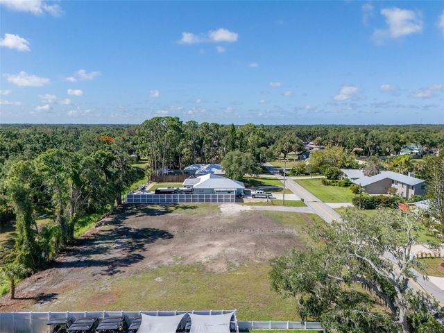 1941 E LEEWYNN DRIVE, Sarasota, FL 34240