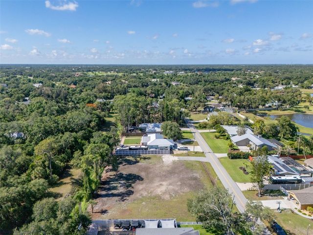 1941 E LEEWYNN DRIVE, Sarasota, FL 34240