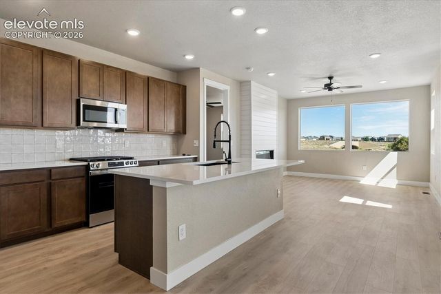 7899 Grey Bark Way, Colorado Springs, CO 80908