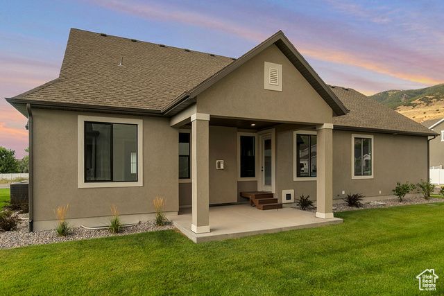 551 W SUMMERHILL LN, Centerville, UT 84014