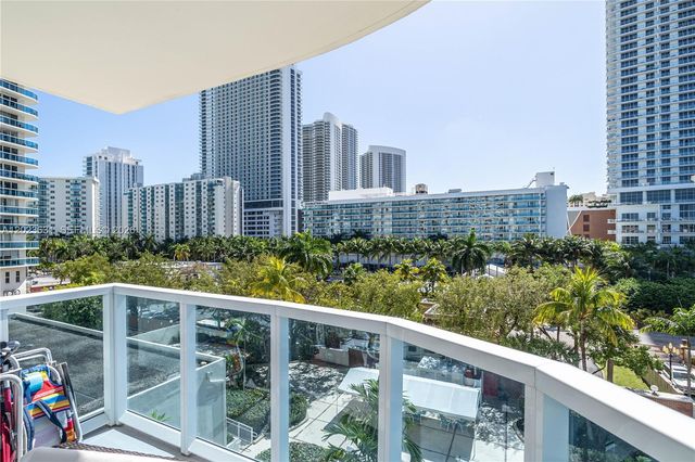 3800 S Ocean Dr 306, Hollywood, FL 33019