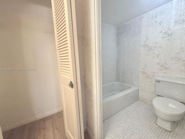 3800 S Ocean Dr 306, Hollywood, FL 33019