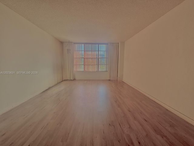 3800 S Ocean Dr 306, Hollywood, FL 33019