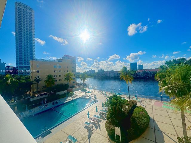3800 S Ocean Dr 306, Hollywood, FL 33019