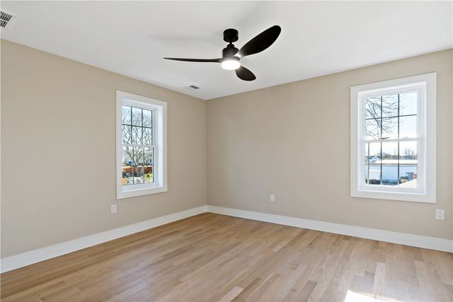 70 Magnolia Street, Bristol, RI 02809