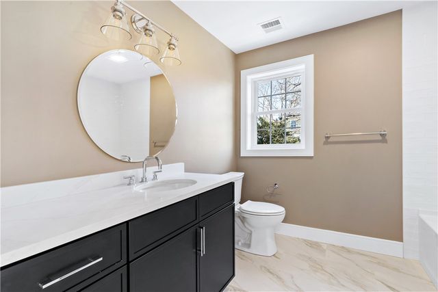 70 Magnolia Street, Bristol, RI 02809